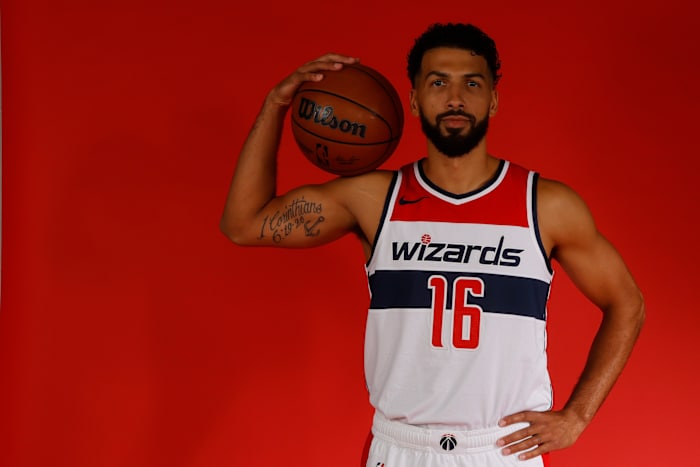 881DC937-A7E3-4F1F-B755-0731891E3968